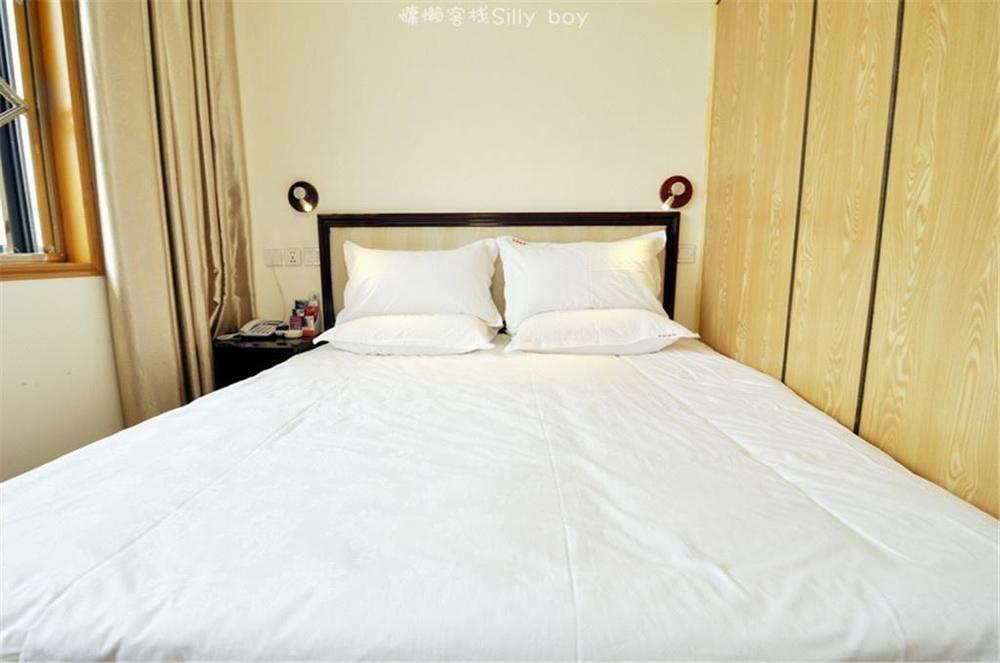 Renli Hotel Чэнду Экстерьер фото