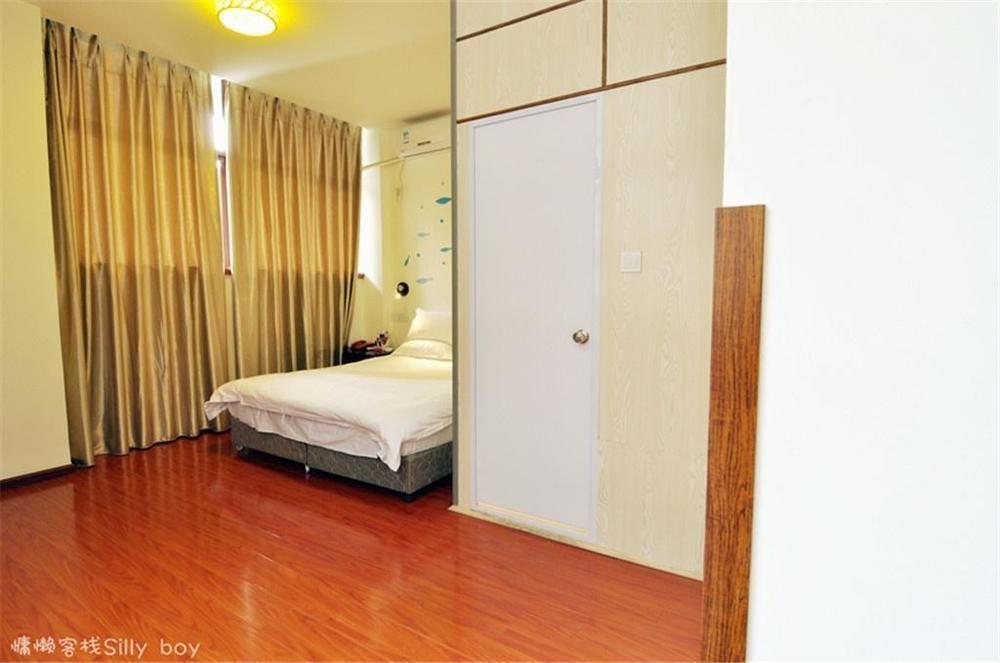 Renli Hotel Чэнду Экстерьер фото
