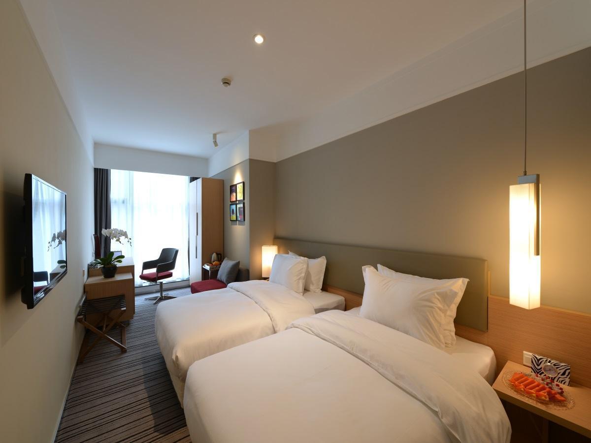 Renli Hotel Чэнду Экстерьер фото